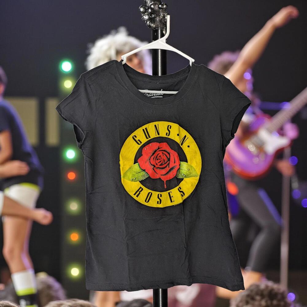 Bravado Black Guns N' Roses Short Sleeve Tee with Red Rose Graphic